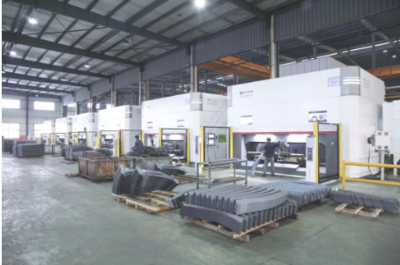 機(jī)械設(shè)備的演進(jìn)及其在現(xiàn)代工業(yè)中的應(yīng)用